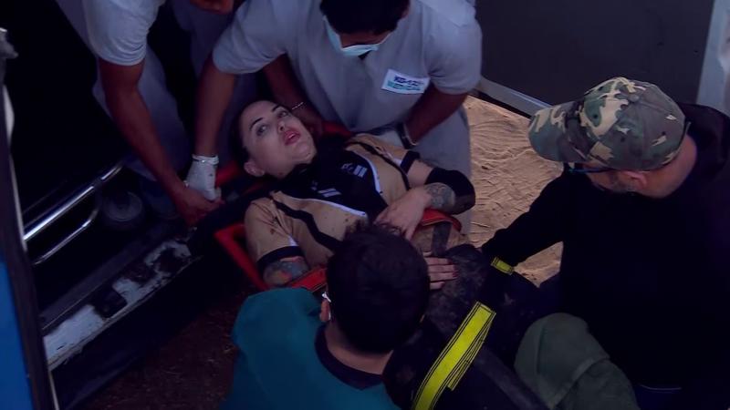 Natu Urtubias se cae de tarima