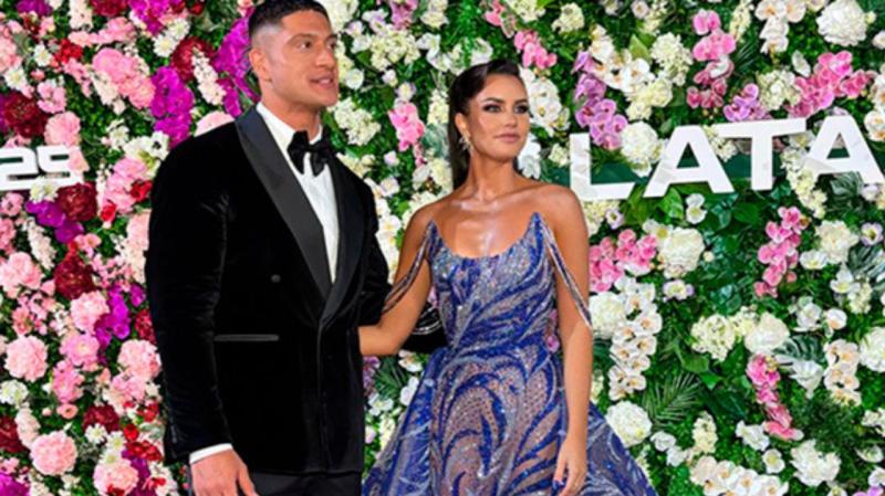 Sammis Reyes y Emilia Dides en la Gala de Viña 2025.