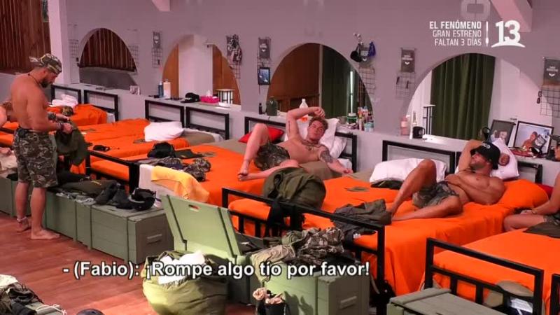 Josué Bernal y Fabio intercambian palabras por Zoe Bayona.