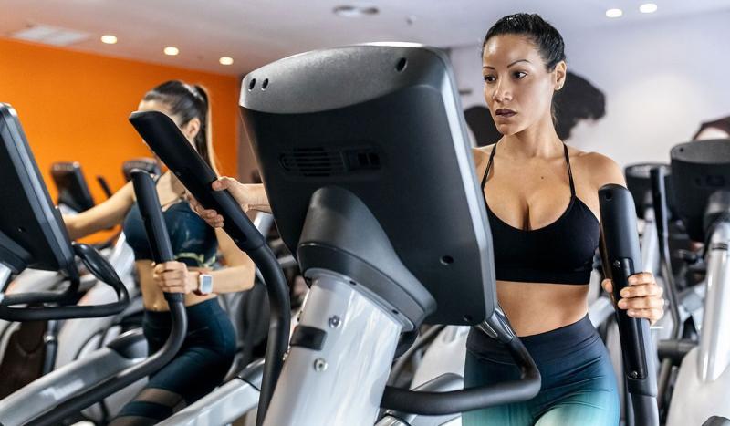 Elíptica o cinta de correr
