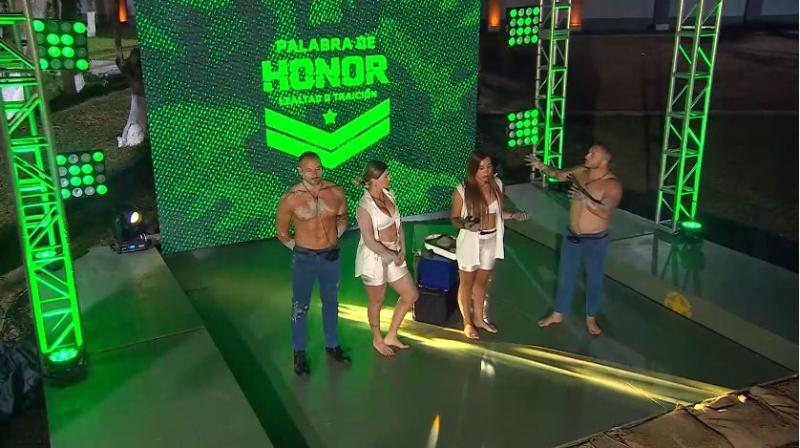 Daniela y Jenko discuten frente al jurado