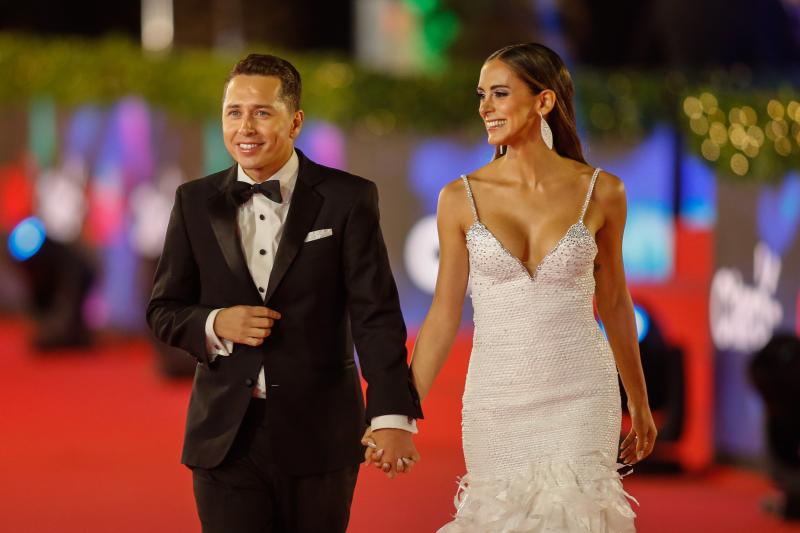 Karol Lucero y Fran Virgilio - Aton.