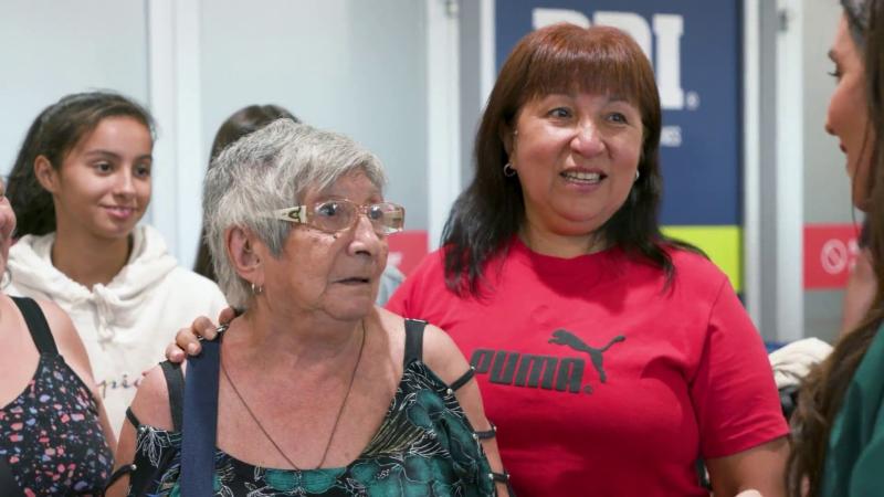 Karla Constant y la triste historia en "Hola y adiós"