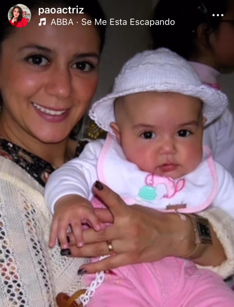 Paola Troncoso y su hija - Instagram