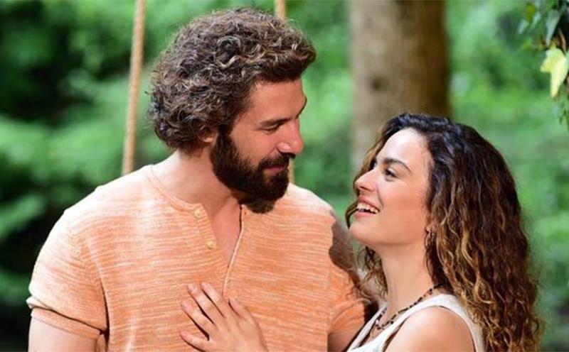 "Mamá por accidente".