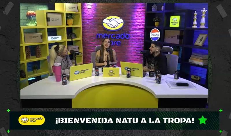Natu Urtubias en el react "La Tropa de Mercado Libre"