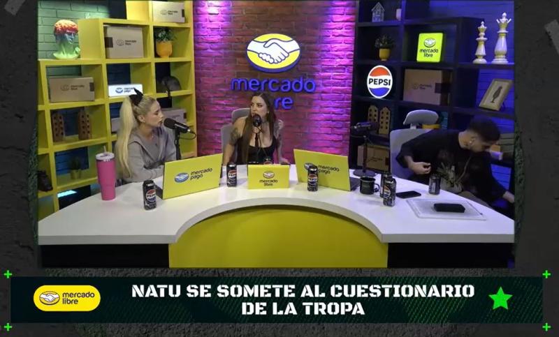 Natu Urtubias en el react "La Tropa de Mercado Libre"