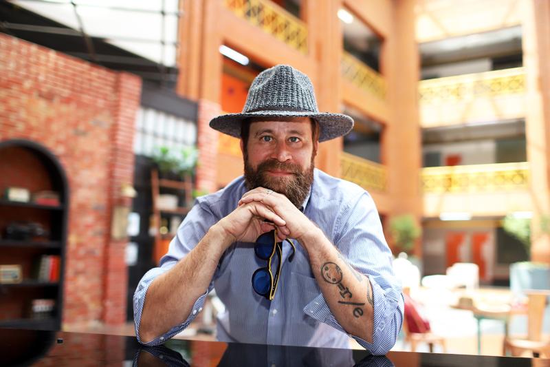 “Sueño americano” llega al 13C de la mano del “gringo” Peter Murphy: “Serán historias inspiradoras”.