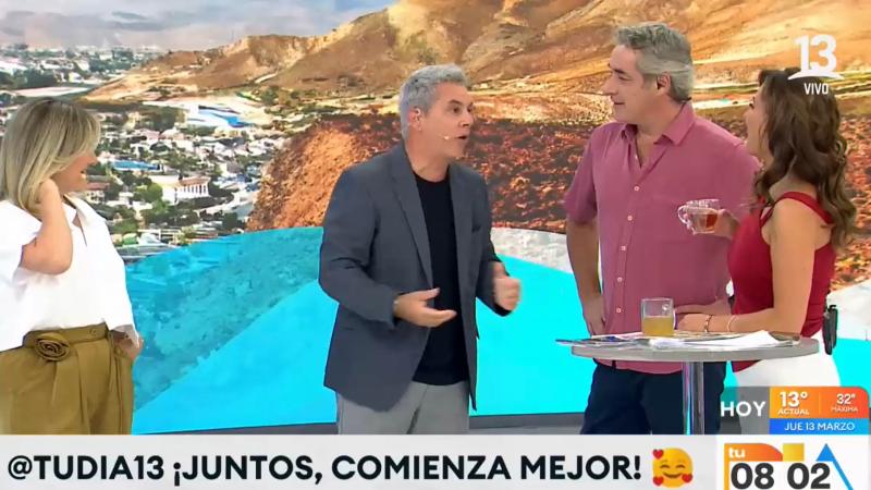 José Luis Repenning y Priscilla Vargas recibiendo a José Miguel Viñuela