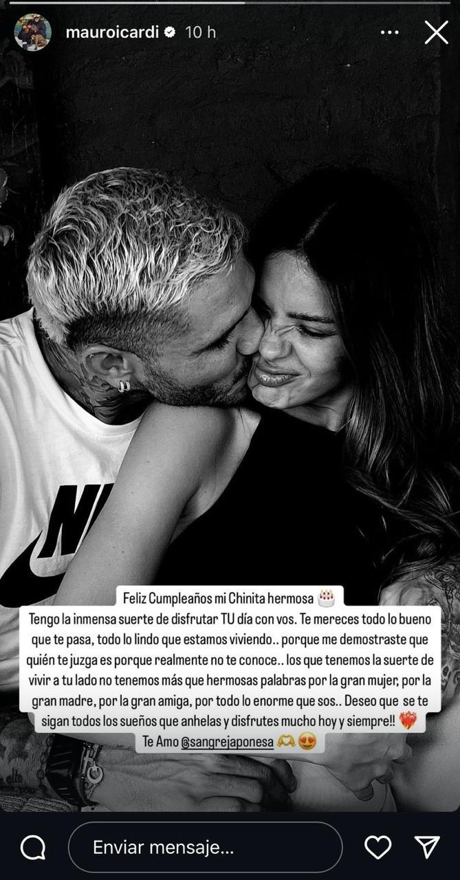 Mauro Icardi saluda a China Suárez.