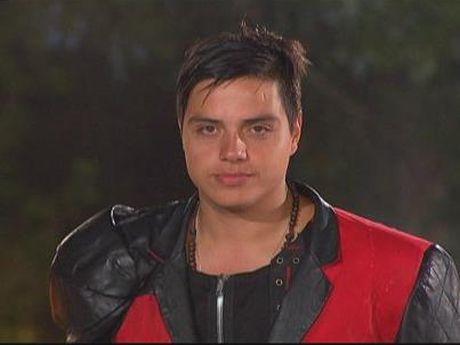 Yoan Amor en Mundos Opuestos 2