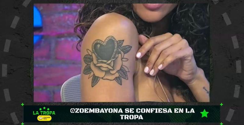 El tatuaje borrado de Zoe Bayona