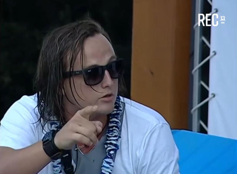 Chispa en Mundos Opuestos