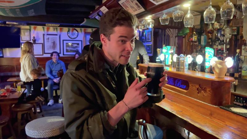 Diamond Bar - Créditos: 13C