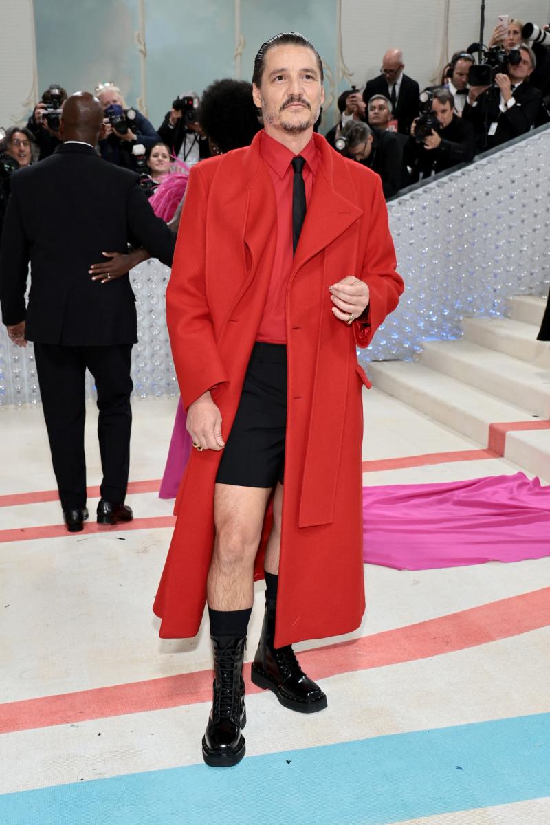 Pedro Pascal en la MET Gala de 2024 - AFP