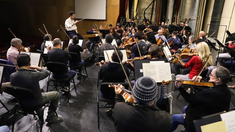 Brantmayer estrena su obra “Morbus Sacer" en Chile junto a la Orquesta Sinfónica de la Udec. La obra “Morbus Sacer" de Brantmayer estrenará junto a la Orquesta Sinfónica de la Udec.