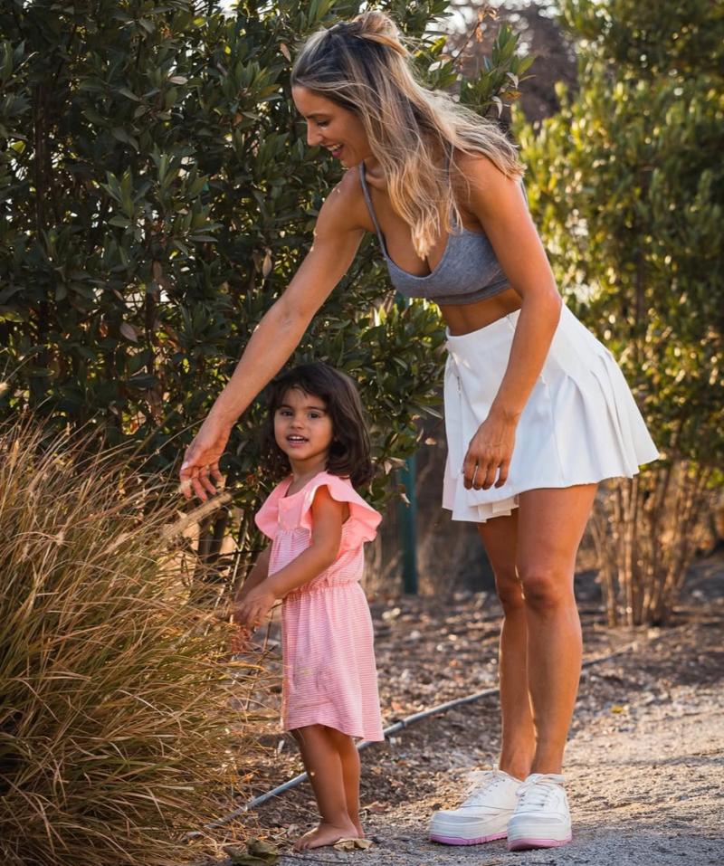 Lucila Vit y su hija con Rafael Olarra - Instagram