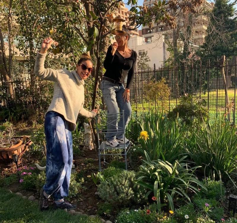 María José Urzúa junto a Sandra O'Ryan - Instagram