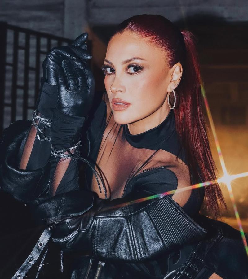 Karen Bejarano - Instagram.