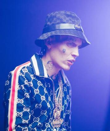 Marcianeke - Instagram