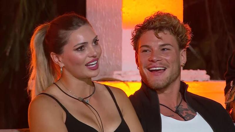 Faloon Larraguibel le responde a la mamá de Rai