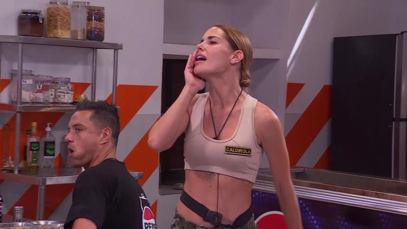 Gala Caldirola le grita a Fabio Agostini