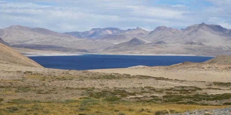 Se registraron 160 sismos en dos horas: Senapred monitorea enjambre sísmico del Complejo Volcánico Laguna del Maule