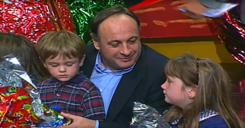 Tito Fouillioux y sus hijos en "Venga Conmigo" / REC TV