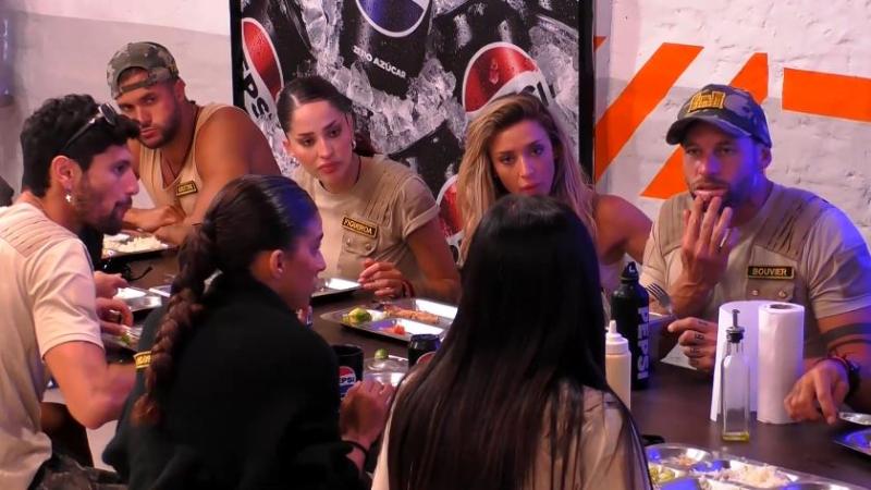 Samantha coquetea a Vico frente a Yuli