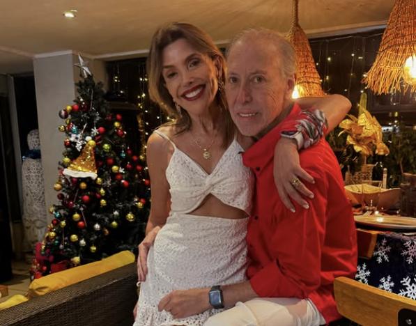 Roy Sothers y Carolina Arregui | Instagram