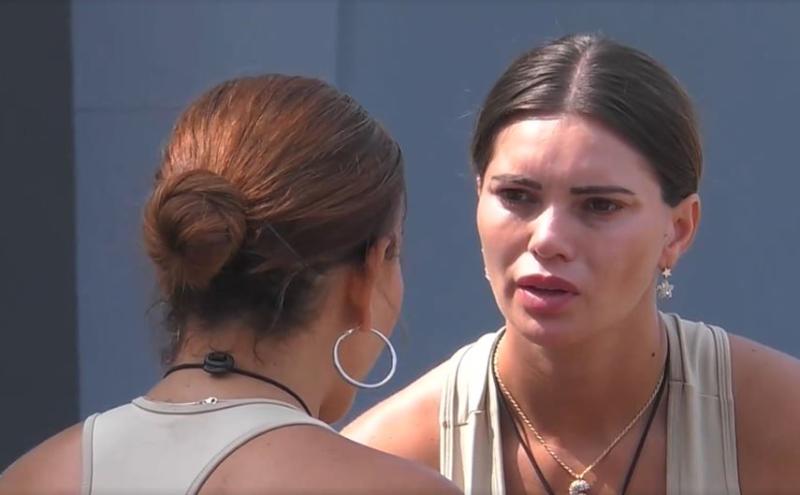 Faloon Larraguibel habla con Daniela Requena