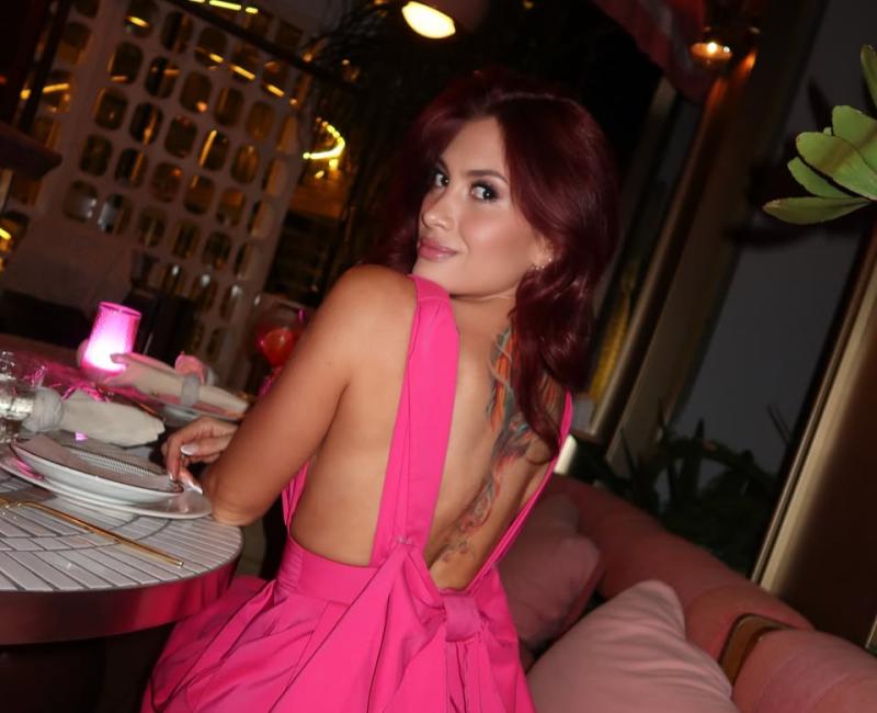 Karen Bejarano - Instagram