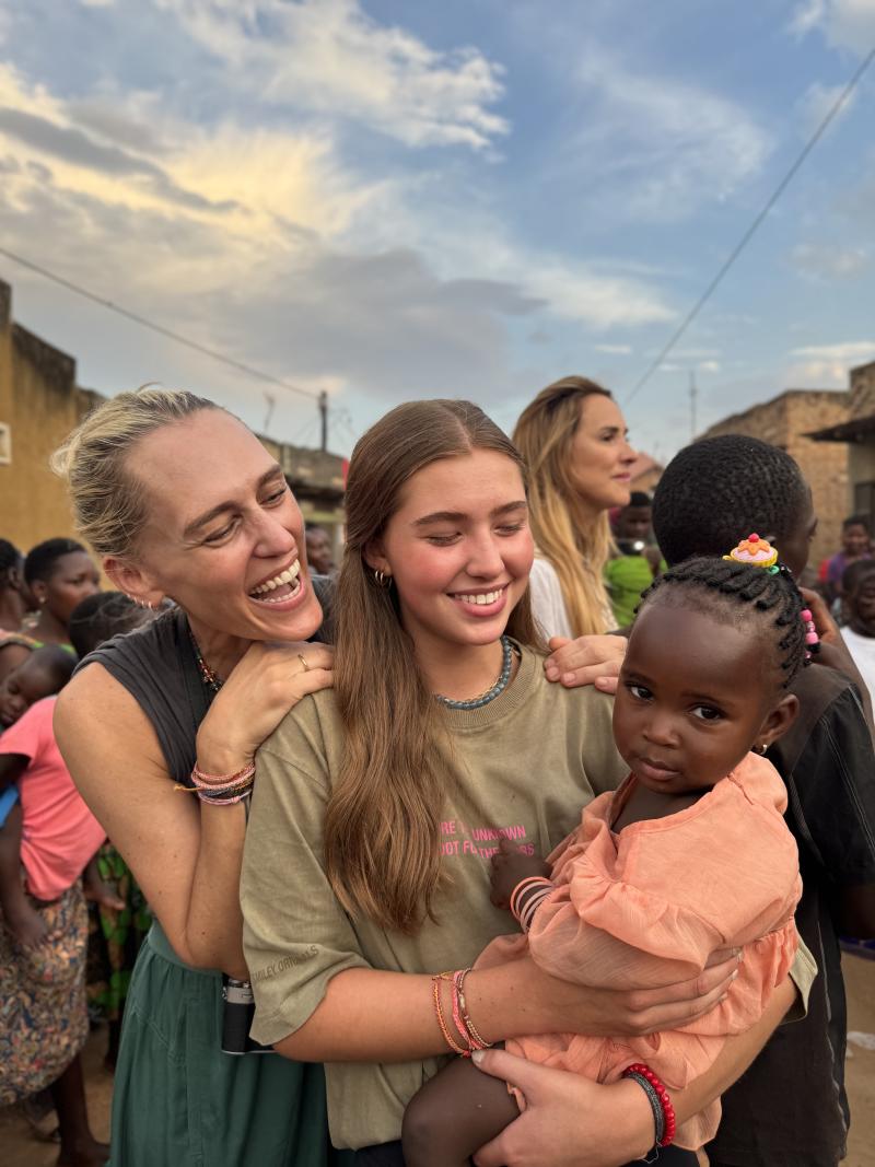 Virginia Demaria, su hija Luisa en Proyecto Agua.
