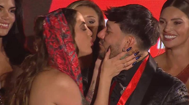 Dash González y Natu Urtubias