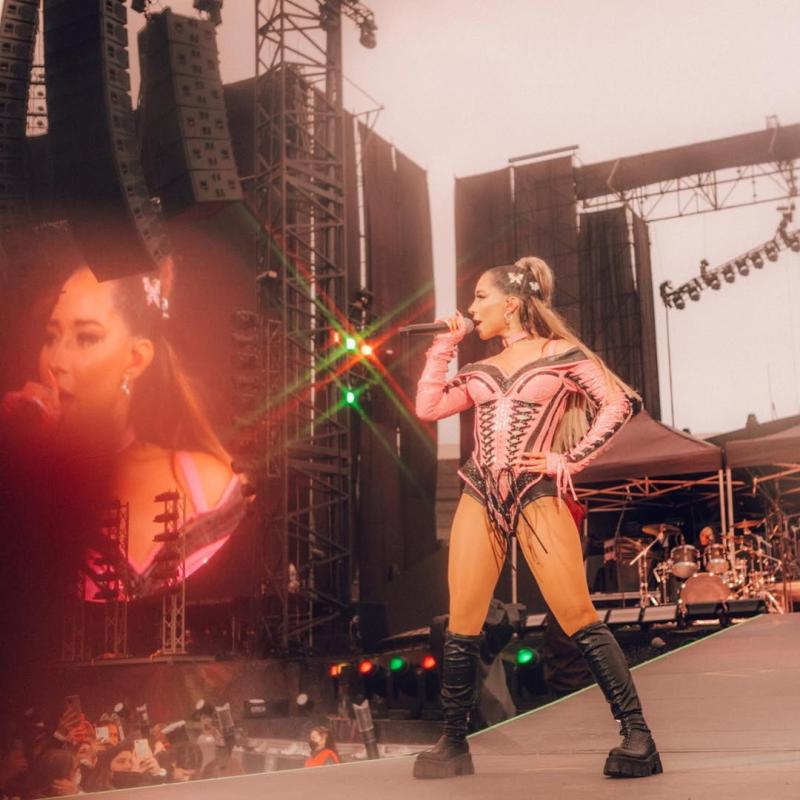 Princesa Alba cuando fue telonera de Coldplay. Créditos: Instagram.