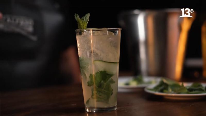 Smash de la Huerta: Un cóctel botánico con pisco de Valle del Elqui. Créditos: Alambique.