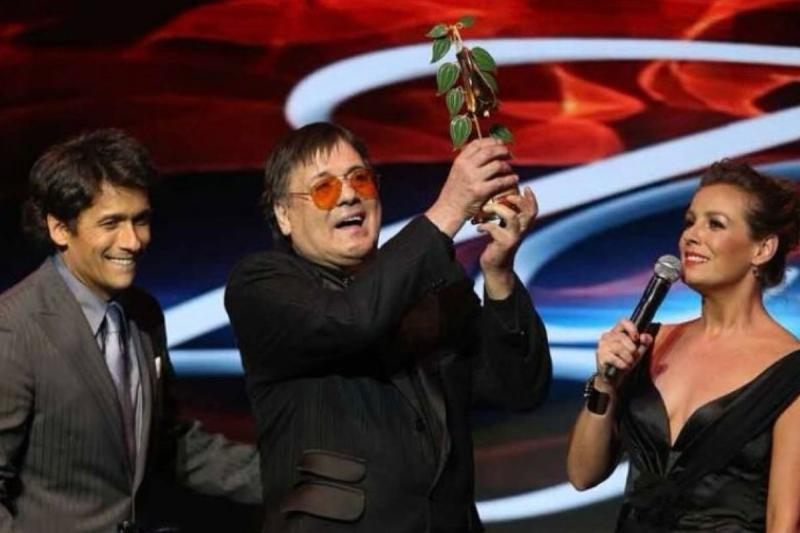 Zalo Reyes - Instagram