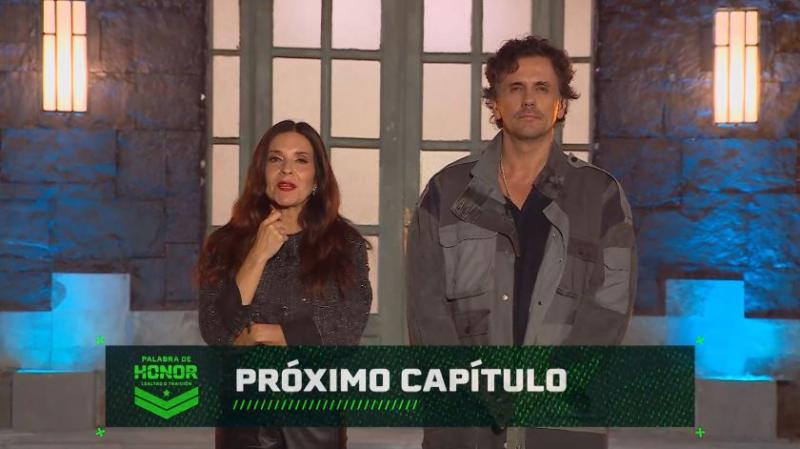 Karla y Sergio en la Corte Marcial Extraordinaria