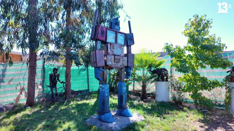 El arte del reciclaje: artesano chileno da nueva vida al metal en 13C