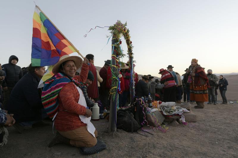 Celebración de Año Nuevo Aymara en solsticio de invierno en Alto Hospicio, 2017. Créditos: ATON.