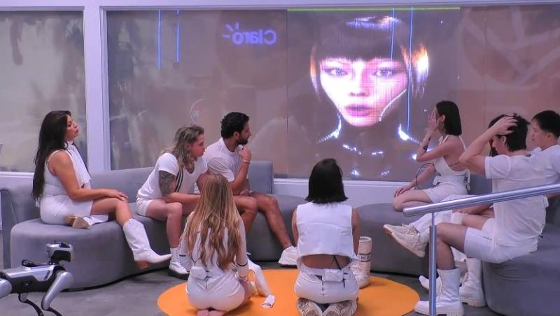 Atenea informa las primeras dos reglas de Mundos Opuestos