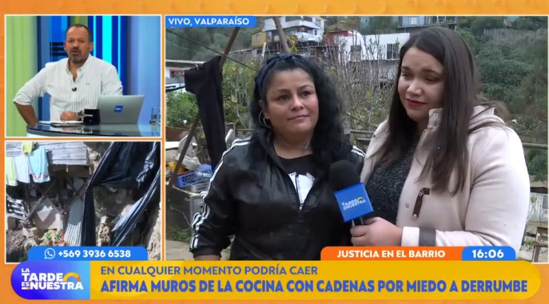 Alfonso Concha conversa con vecina de Valparaíso.