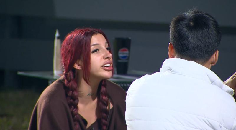 Canal 13 - Yuhui y "La Chilota" coquetearon en Mundos Opuestos