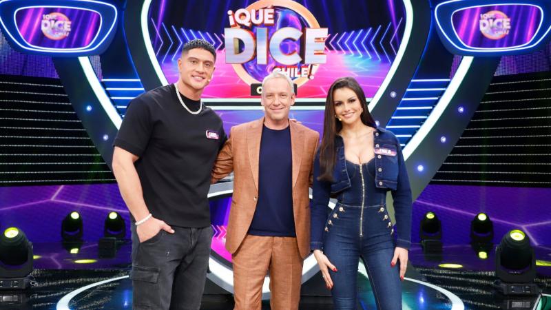 Emilia Dides y Sammis Reyes en "¡Qué Dice Chile!"