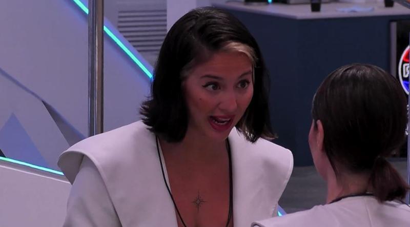 Flor Vigna en Mundos Opuestos