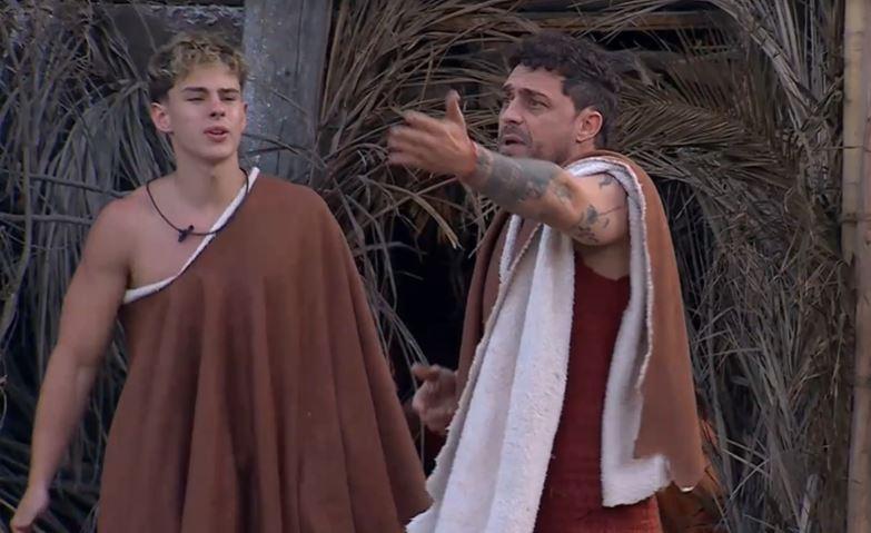 Joche reta a "La Chilota" por, supuestamente, haber apagado el fuego