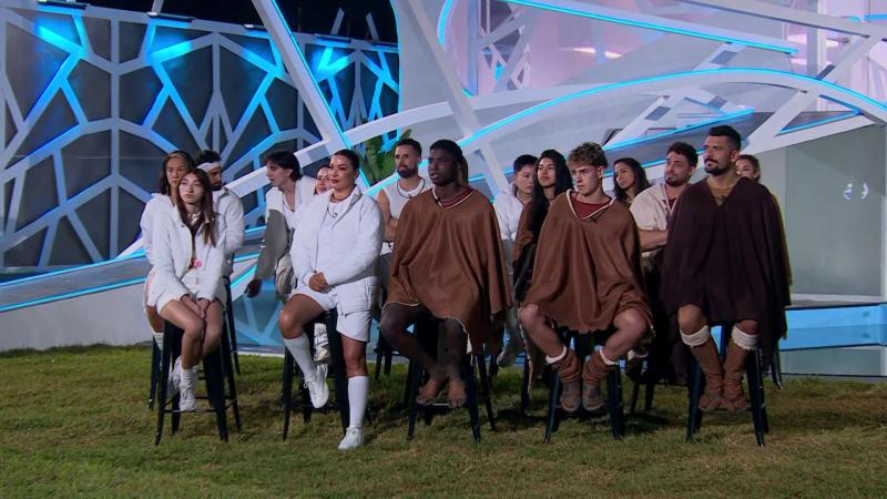 Canal 13 - Marlen Olivari retó a Thammy Palma tras la nominación de Mike