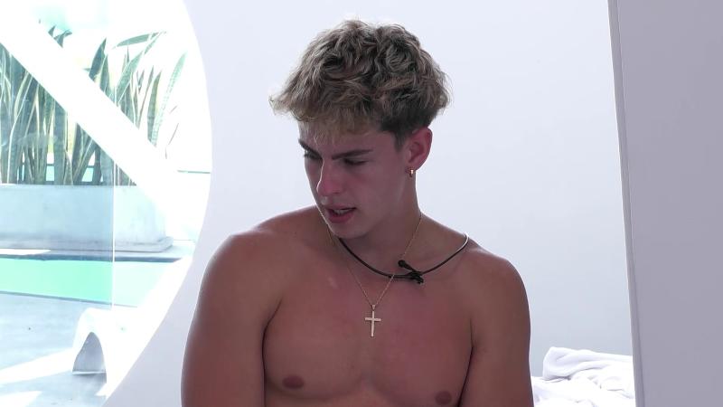 Canal 13 - Diego lloró al hablar de su padre en Mundos Opuestos