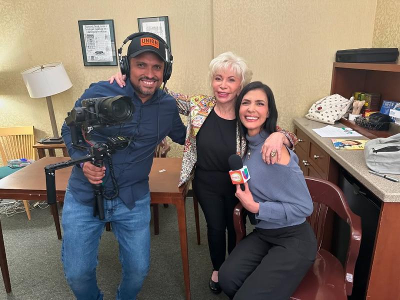 Patricia Fuenmayor con Isabel Allende