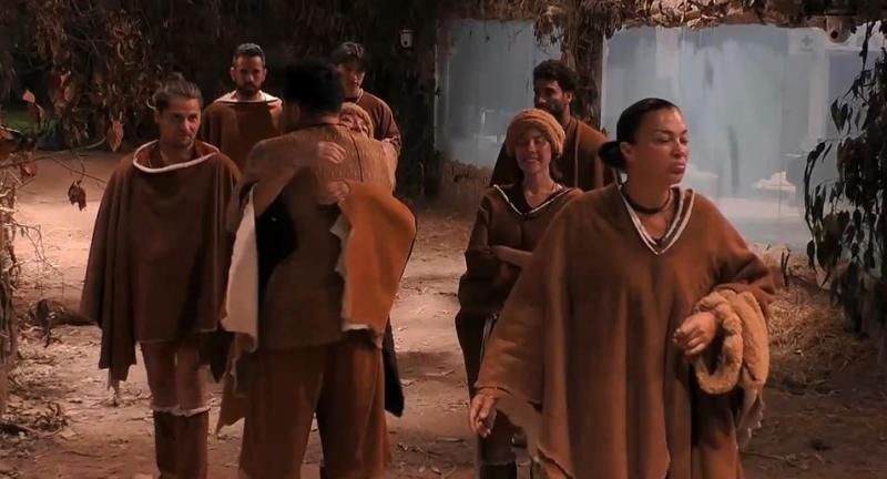 Abrazo entre Luis Jiménez y Disley